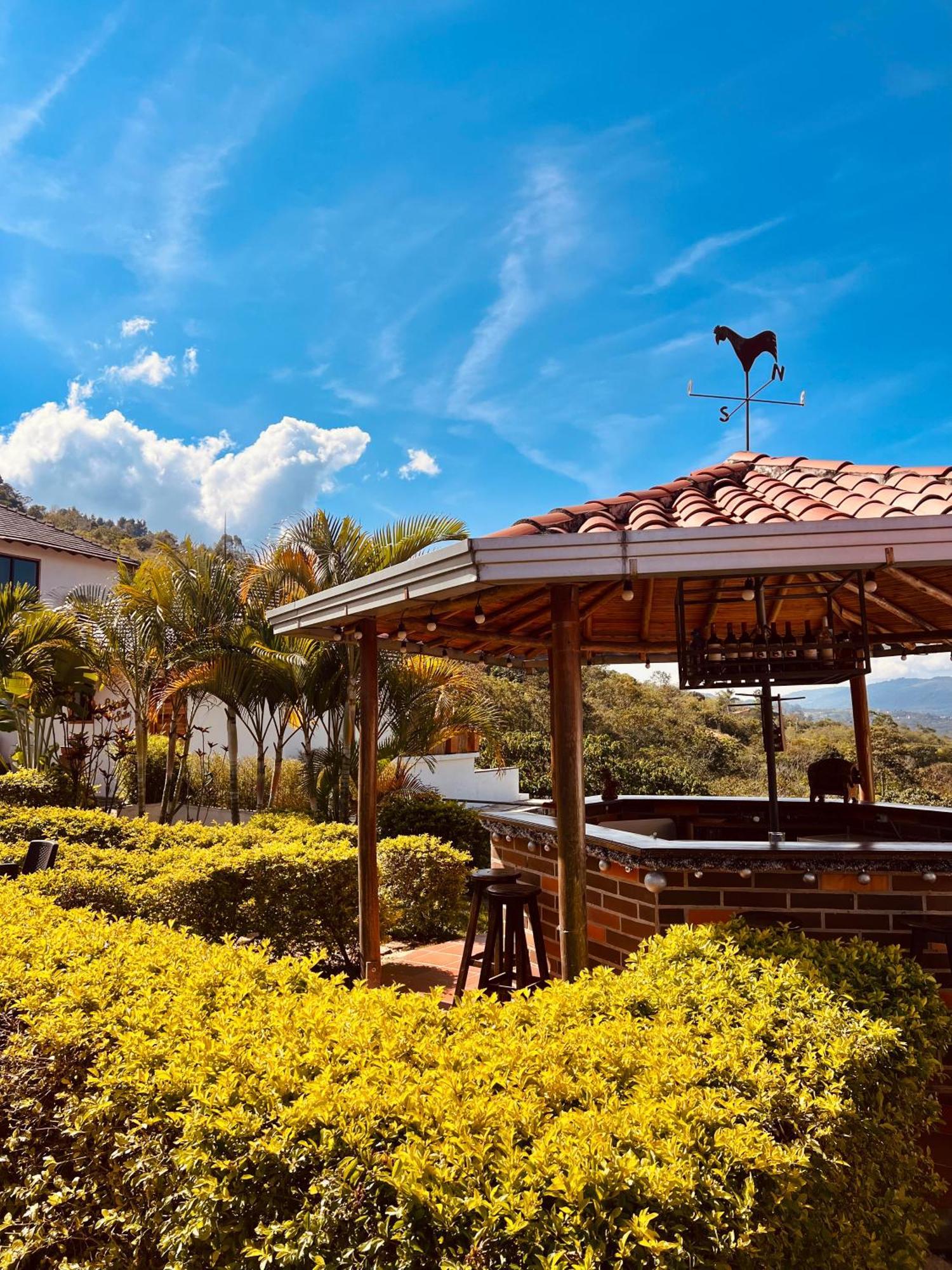 Hotel Campestre Palmas Del Zamorano San Gil Exterior foto